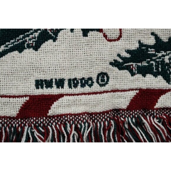 Vintage 1990 MWW Christmas Throw Tapestry Afghan Blanket Santa Holly - Picture 9 of 10